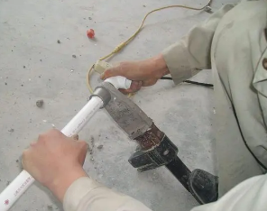 荣昌漏水维修电话